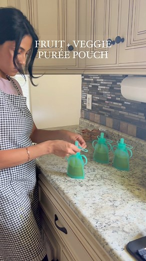 If you’re baby loves peas, try this! Liam had at as a side or snack💚 Recipe: -1 medium apple, cubed -1/2 cup of peas -handful spinach (about 1/2 cup) -1/2 cup unsweetened applesauce to thin the consistency of mixture I have these pouches linked in my Amazon under “BLW items” in my bio💚 #blw #babyledweaning #blwideas #babyledweaningideas #newmom #ftm #momsofinstagram #momsofig #blwmealprep #easymealsforbaby #sahmproblems #sahmlife #momproblems #momprobs #momminainteasy #raisinglittles | SairaSt