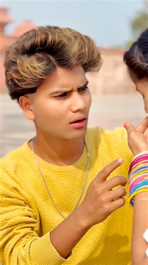 Tag you love 🫂❤️💐 #kalamqureshi24 #trending #content #couple #ytshort #love #loveislove