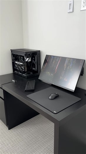 Minimal RGB Gaming Setup for a Clean Look