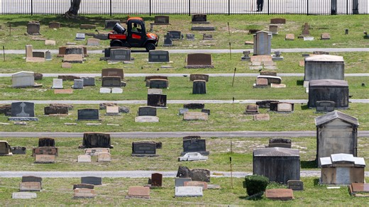 West Palm mayor says Woodlawn Cemetery makeover has ‘long way to go’