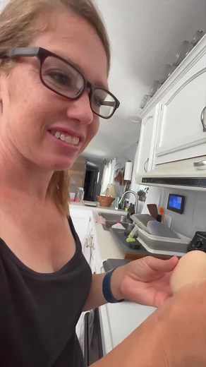 507K views · 10K reactions | Yep, these are BOTH chicken eggs  #eggs #chickens #doubleyolk #tinyegg #chickensarefunny #reels | White House on the Hill | Facebook