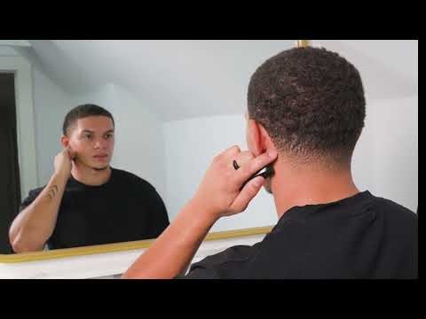 How to Shave the Back of Your Own Neck