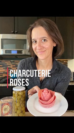 1.6K views · 145 reactions | Step by step instructions on how to make these super simple charcuterie roses ! . Full details on our blog: www.simplefunketo.com/blog/charcuterierose . #charcuterie #charcuterieroses #charcuterieboard #simplefunketo #lowcarbrecipes #easyketorecipes #ketoappetizers | The Keto Dad | Facebook