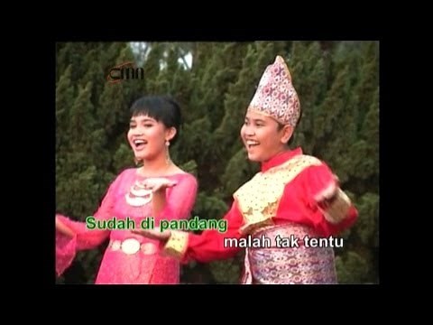 Selayang Pandang - Vito & Thania
