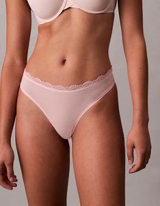 Calvin Klein - String en microfibre stretch avec finition en dentelle - Rose pastel | ASOS
