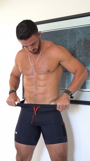 Sweet Sounds of a Long Run 🎼🏃 Never leave the house without puppy kisses… #asmr #asmrsounds #run #running #runner #runningmotivation #runninglife #fitness #fitnessmotivation #hydration #nikerunning #oakley #shyusocks #hydrate #grwm #minivlog #getreadywithme #morningroutine #morningrun #fyp #foryou #explore #explorepage | Nick Walker Fitness