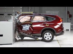 2012 Honda CR-V driver-side small overlap IIHS crash test