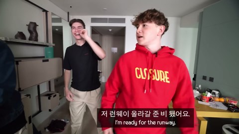 British students get Korean makeovers & surprise modeling gig!