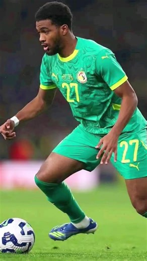 L'international Football: Pape Matar Sarr et Sadio Mané