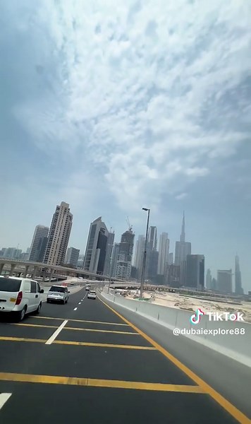 Stunning Views of Beautiful Dubai