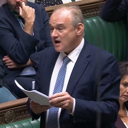 "It was once said of Ming that he runs the risk of giving politicians a good name. Well, he certainly did that." Ed Davey remembers Ming Campbell 🔽 | Liberal Democrats
