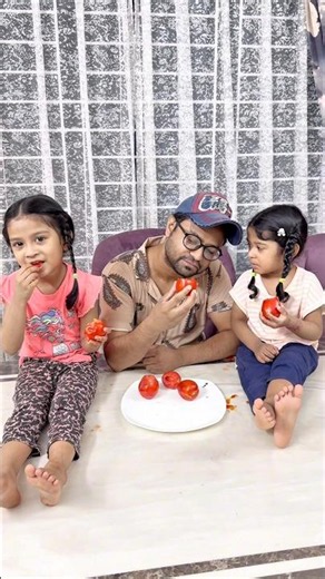 Eat tomatoes 🍅 Be strong 💪#tomatoes #ronokrahnuma #familyfun #fatherdaughter #shorts