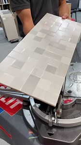 How to obtain a clean cut on extremely soft and fragile textured ceramic tiles? ✅ Light incision, reduce the chipping ✅ Spring-loaded system, makes a constant incision ✅ Spring plates, allow the correct movement when splitting the tile #montolittilingtools #tilingtools #tiletools #porcelaintile #contractor #qualitytools #construction #residentialconstruction #remodelling #renovation #interiordesign #kingtile #toolreview #montolitmasterpiuma #masterpiumaP5 #tilecutter #snapcutter #glassmosaic #ti