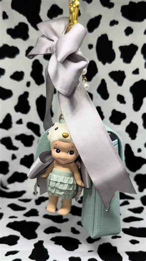 Pretty Little Trinkets on TikTok