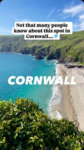 Not that many people know about this spot in Cornwall 💎 Do you? Not far from Fowey and Polruan….. Guessed yet? 📍Lantic Bay 💙 #cornwall #cornwallcoast | Cornish Walking Views