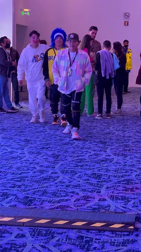 6.9M views · 304K reactions | Broma del teléfono a Pakoyaso  #ChilinYPikin 嵐 | Chilin y Pikin | Facebook