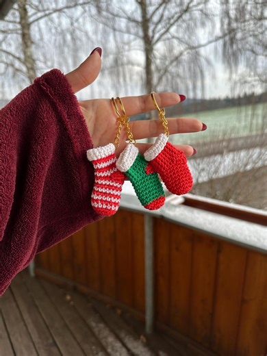 Hand-crocheted Mini Sock Keychain Made From 100% Cotton – Perfect for Christmas - Etsy