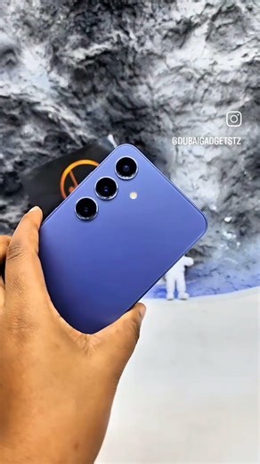 🔴1,290,000/=fixed Samsung S24 GB512/8gbram,Korean spec, comes with usb cable only