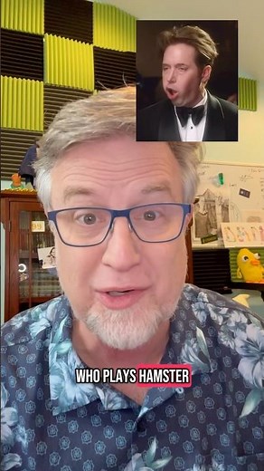 Beck Bennett out here slaying it.