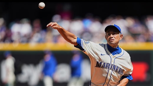 Ichiro Suzuki throws first pitch at Seattle Mariners game