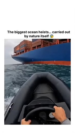 GreatClipsHub on Instagram: "The post features a gripping 17-second maritime explainer highlighting two of the most expensive container losses in ocean history—MOL Comfort in 2013 and ONE Apus in 2020. The clip summarizes how the MOL Comfort famously split in half in the Indian Ocean, sending over 4,000 containers—loaded with cars, electronics, machinery, and consumer goods—to the bottom of the sea. The total loss reached hundreds of millions of dollars, cementing it as one of the costliest cont