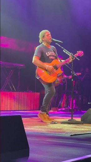 Billy Currington - Must Be Doin’ Somethin’ Right