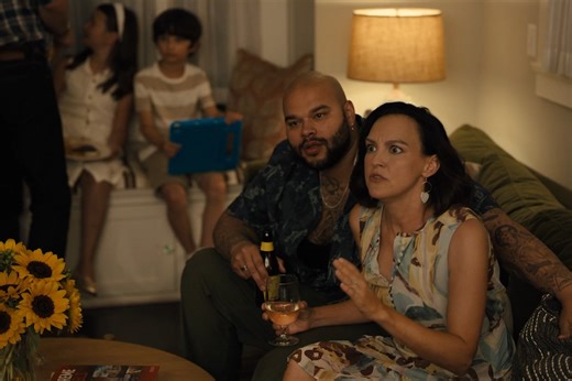 904K views · 6.1K reactions | They want to believe. Catch up with Platonic before Season 2 — August 6 on Apple TV+ #Platonic #SethRogen #RoseByrne #AppleTV #AppleTVPlus #WorldUFODay | Apple TV | Facebook