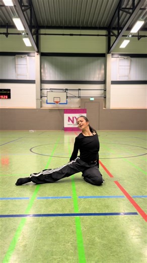 Dance Class Highlights with Loona