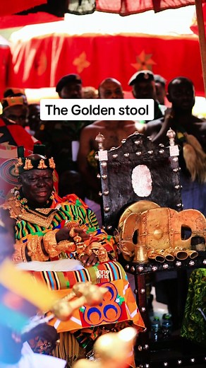 Otumfuo Osei Tutu arrives at the Akwasidae Durbar with the Golden stool “The Golden Stool (Ashanti-Twi: Sika dwa; full title, Sika Dwa Kofi “the Golden Stool born on a Friday”) is the royal and divine throne of kings of the Ashanti people and the ultimate symbol of power in Asante. According to legend, Okomfo Anokye, High Priest and one of the two chief founders of the Asante Confederacy, caused the stool to descend from the sky and land on the lap of the first Asante king, Osei Tutu. Such seats