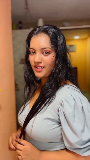 2.7M views · 52K reactions | Thand Bhad Gayi He Wait for and  ♥️ Comedy funny videos #sandysongs #bollywood #Gorakhpur #mumbai #avengersinfinitywar #bollywood | Soniya Vlogs | Facebook