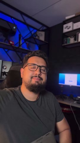 Thiago Augusto on Instagram: "Se tem um pc velho ai que você quer trazer a vida de novo você pode fazer isso. Apenas cuidado que este processo formata seu computador. Faça backup antes ✅🔝 . . . . . . #computador #pc #pcgamer #tecnologia #windows #microsoft #dicasetruques #truques #dicas #dicasetruques #dicasdecomputador #informatica #jornadapro #jornadatop"