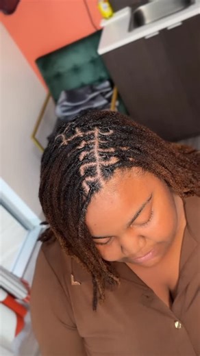 Natural hair || Locs || Dreads 📍Orlando fl on Instagram: "Interlock maintenance ✨ #interlockmaintenance #locmaintanence #locsorlando #orlandoloctician #orlandolocstylist"