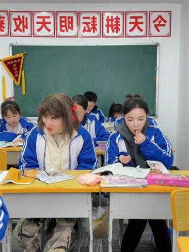 Đinh Đinh- Câu chuyện không hồi kết về chiếc túi rác#giaitri ,#funny #shorts