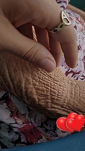 576K views · 10K reactions | Bylo těžké vyvolat úsměv na tváři staré, krásné paní ❤️❤️❤️❤️❤️ | Světe, zastav se ,chci vystoupit. | Facebook