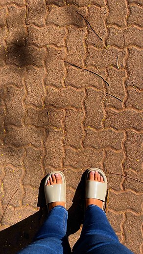 Mooi toes Okayyyyyy!! #facebookviral #facebookpost | Amber-Rose Maarman