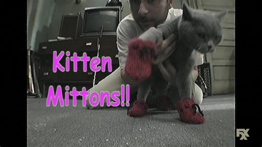 It's Always Sunny In Philadelphia: Paddy's Pub: Home Of The Original Kitten Mittens