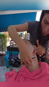 Pattaya beach barbershop: $4 haircut and ultra-smooth shave at Jomtien