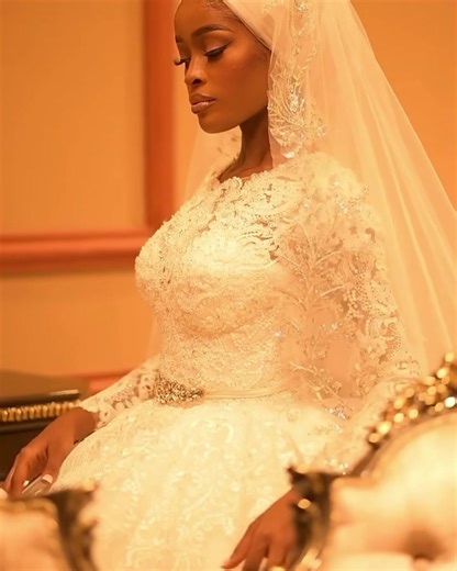 The Lux Muslima Bride Makeup: @dear.salmahmua Turban: @sharksgele Wedding dress & Accessories : @bridesbyadassa | Nigerian Muslim Bridals