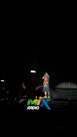 NICKY JAM fue invitado por Ryan Castro a su show en Bogotá 🔥 | Mix 89.9 Fm