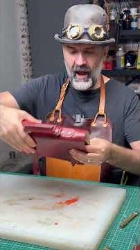 Leather Working Vlog 24 November - Working on something new
