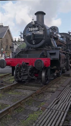BR Class 2MT Leaving Grosmont | NYMR Steam Gala 2025 #nymr #steamgala #train #britishrailways