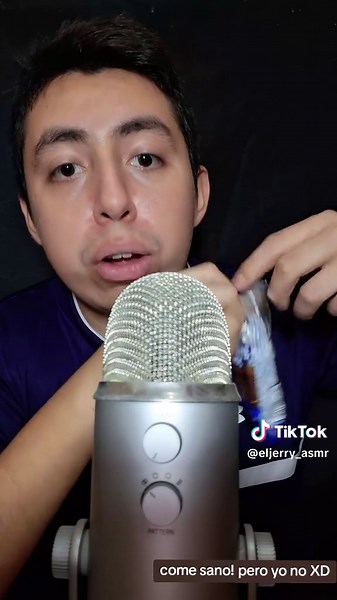 ASMR Brownie Choc #asmreating #asmrmukbang #asmr #brownies #marinela