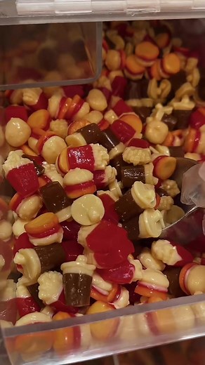 Explore the Best Candy Mix Options for Pick & Mix Treats!