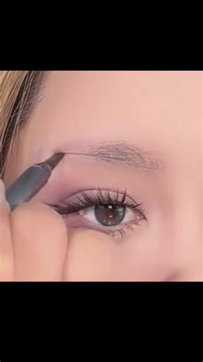 Beginner Eyebrow Tutorial for Perfect Shaping