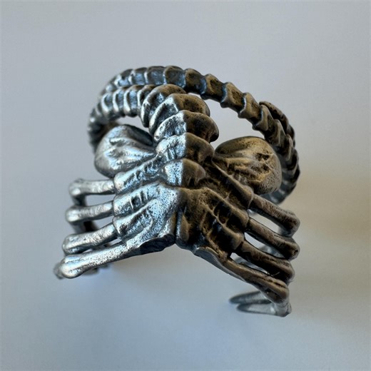 Sterling Silver Facehugger Ring: Alien Movie Goth Jewelry - Etsy