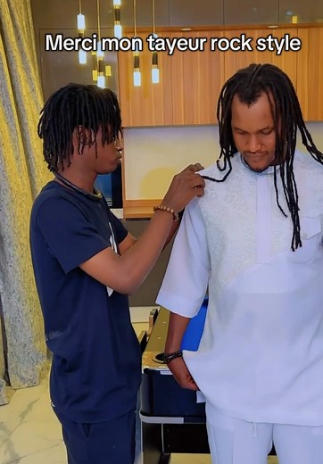 Abonnez-vous à ma chaîne YouTube pour plus de musique