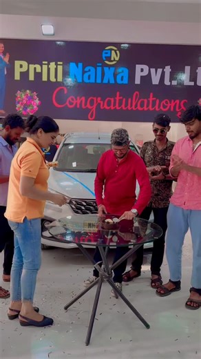 Priti Naixa on Instagram: "Happy customer happy delivery #Pritinaixa"