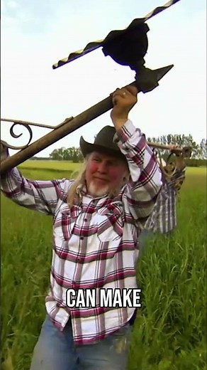 Canadian Pickers Hunt Hidden Treasures Across Canada | Cash Cowboys