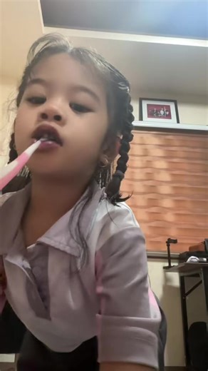 gigi (@gigi.eden22)’s videos with som original - guuh_12