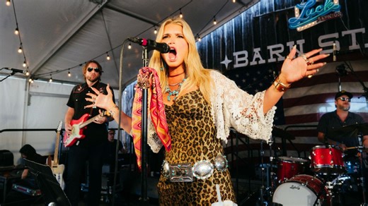 Jessica Simpson makes live comeback at SXSW, debuts first new music in 17 years